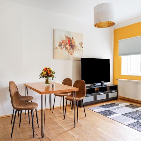 Ferienwohnungen Und Appartements Im Idyllischen Vierkanthof, Gruppenurlaube Fürstenfeld Eksteriør bilde