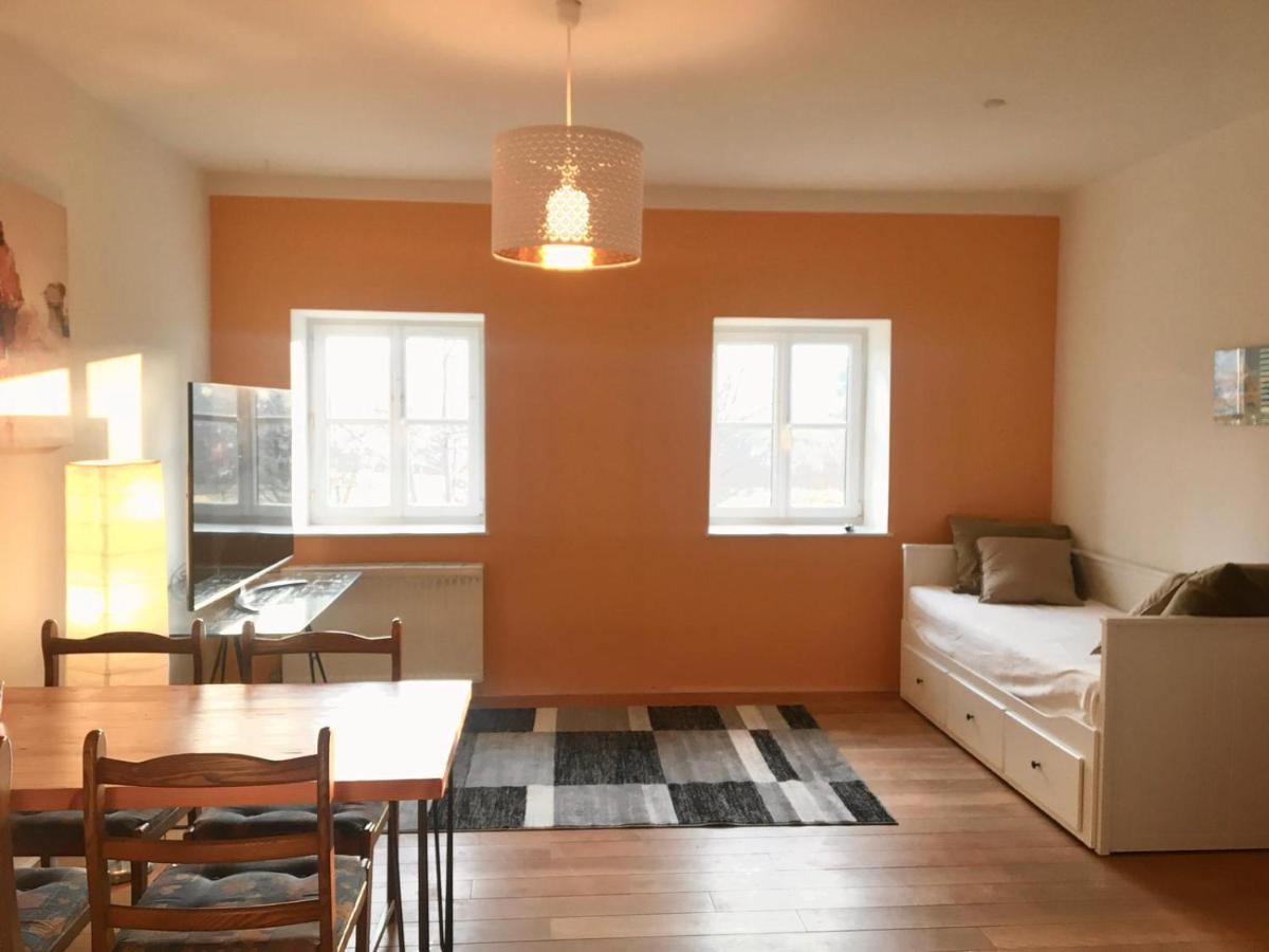 Ferienwohnungen Und Appartements Im Idyllischen Vierkanthof, Gruppenurlaube Fürstenfeld Eksteriør bilde